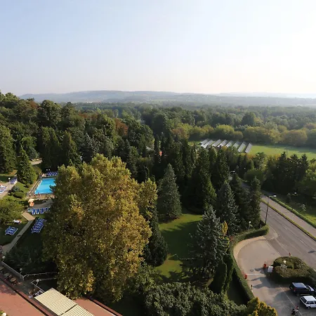 فندق Ensana Thermal Aqua 4*