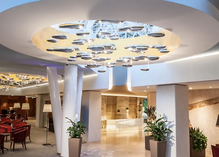 Ensana Thermal Aqua 4* ヘーヴィーズ