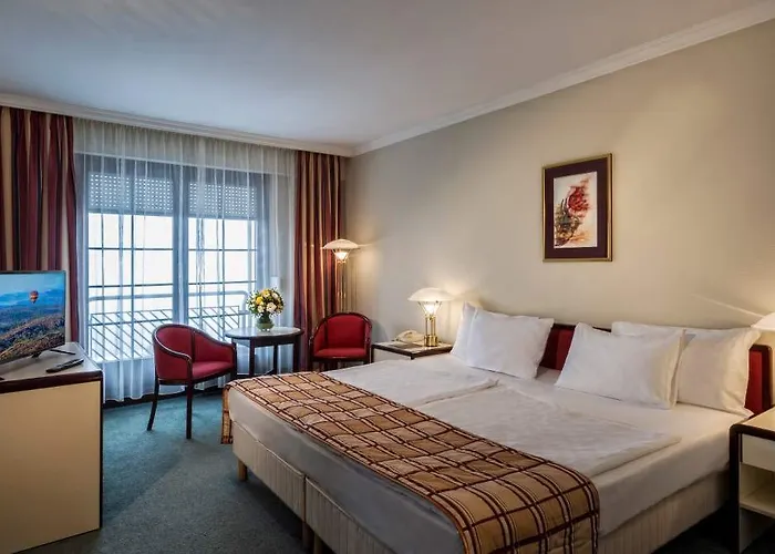 ホテル Ensana Thermal Aqua